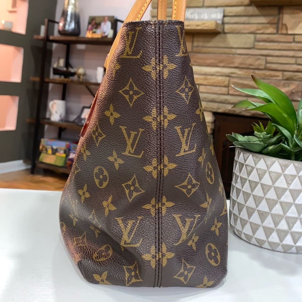 Louis Vuitton Brown Monogram Shoulder Bag - Picture 3 of 16